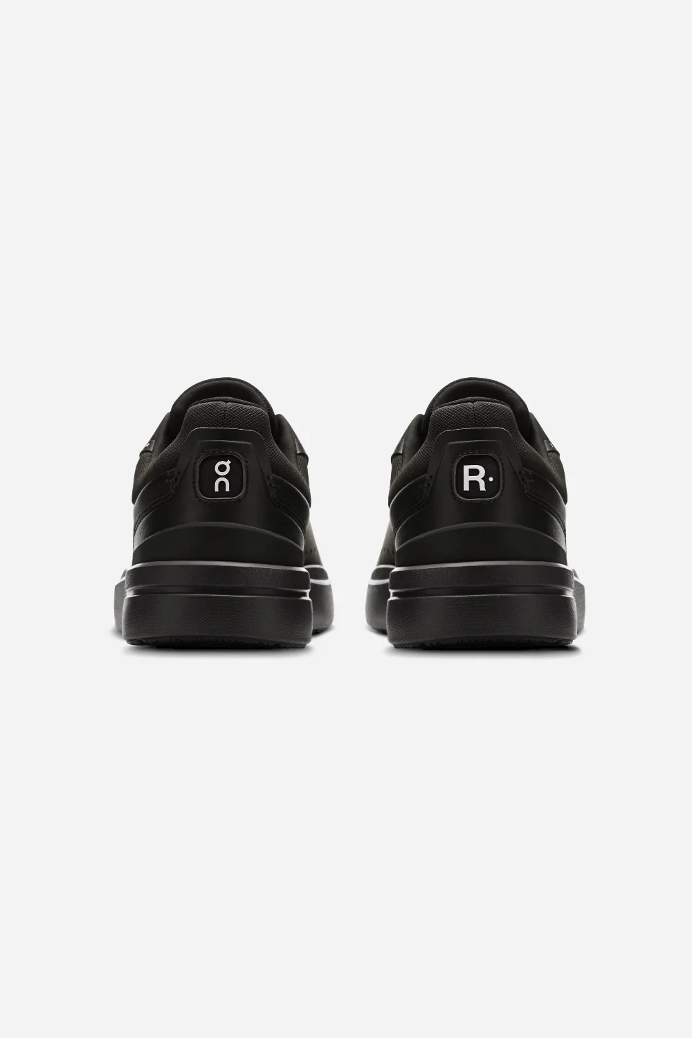 ON Running Men's The Roger Advantage in Black / Black - Image 5