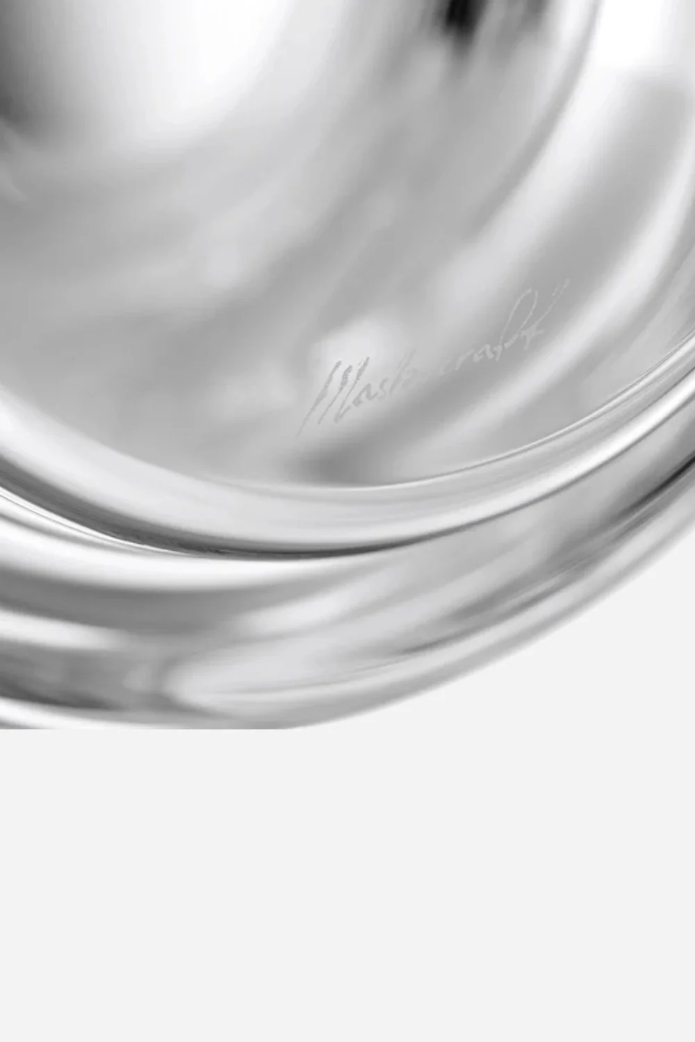 Waterford Aran Vase, 12'' - Image 3