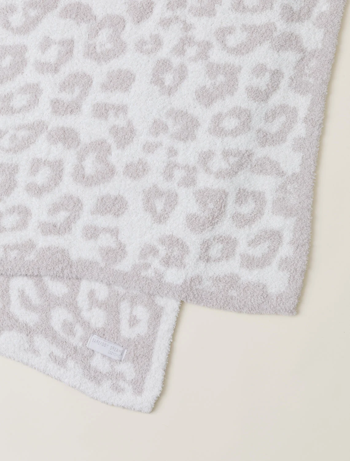 Barefoot Dreams CozyChic Barefoot in the Wild Throw in Cream Stone - Image 4