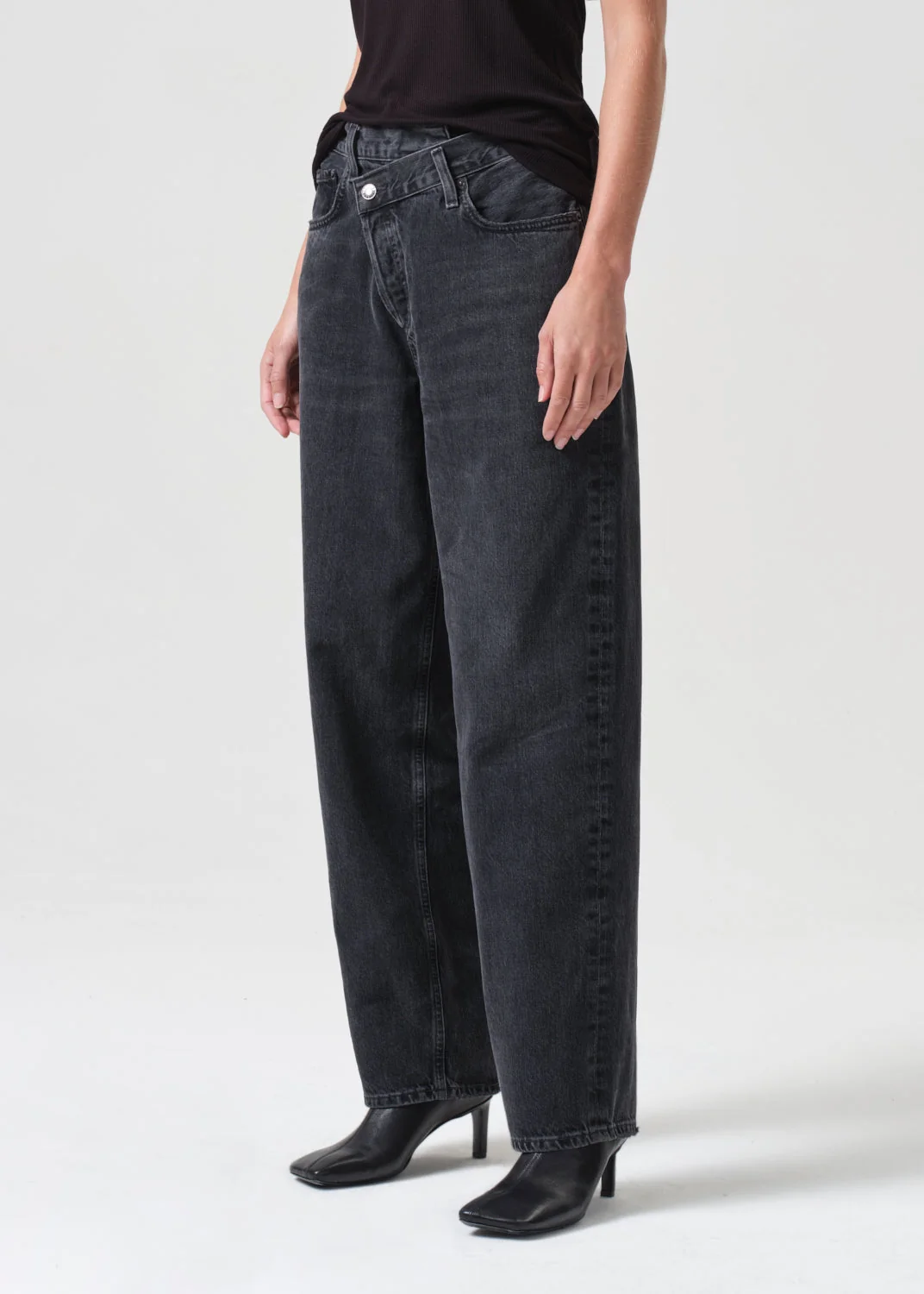 Agolde Criss Cross Upsized Jeans in Shambles - Image 4