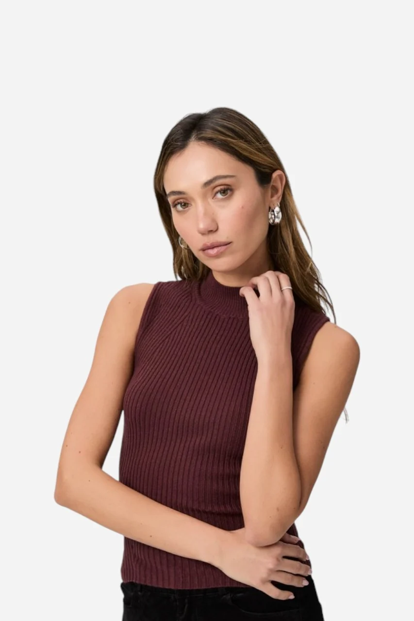 Paige Fidelia Tank Oxblood - Image 3
