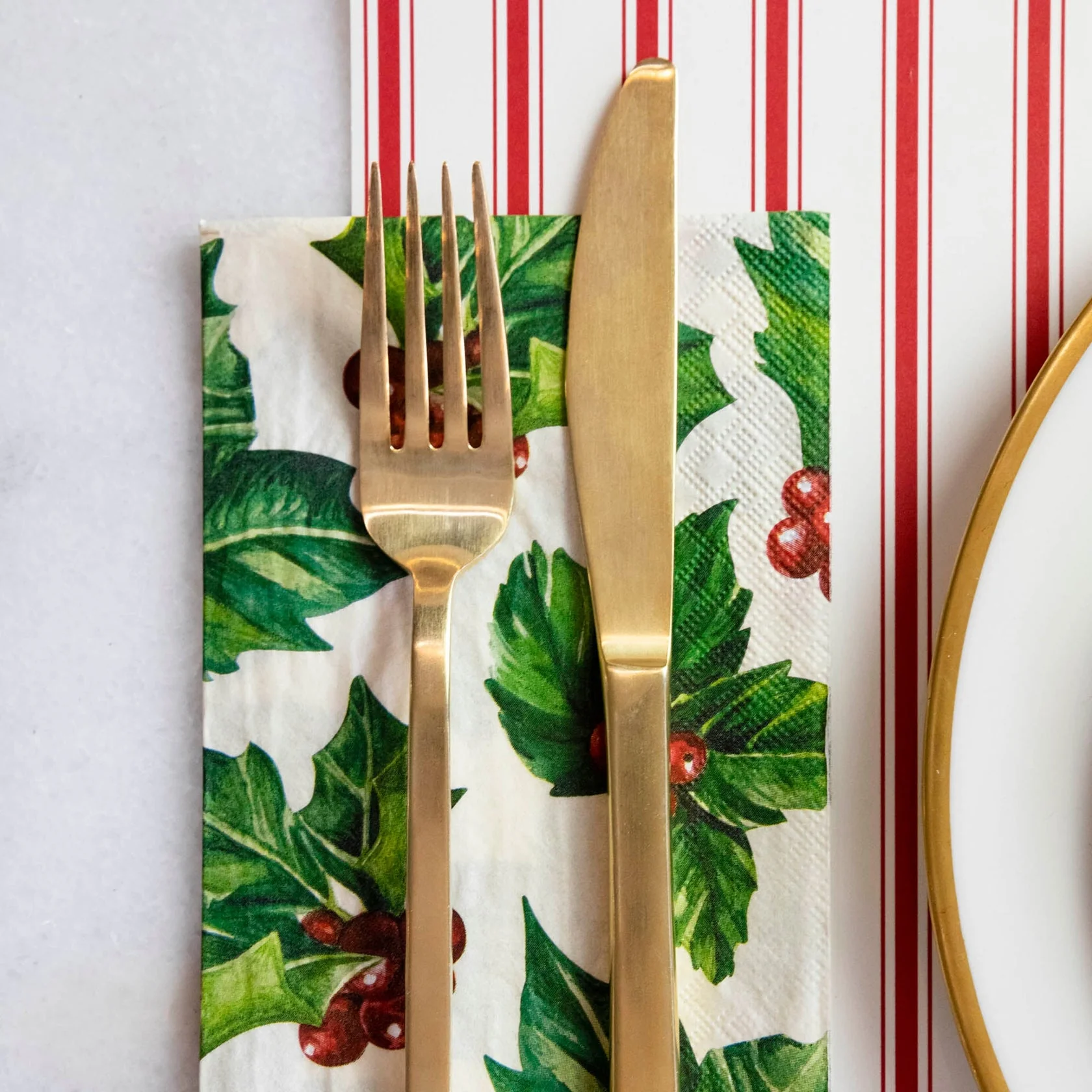 Hester & Cook Holly Guest Napkin - Set of 16 - Image 3