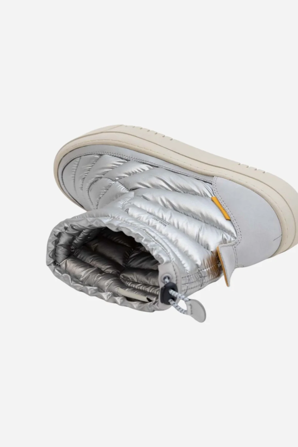 Oncept Women's Lima in Silver Flash - Image 5
