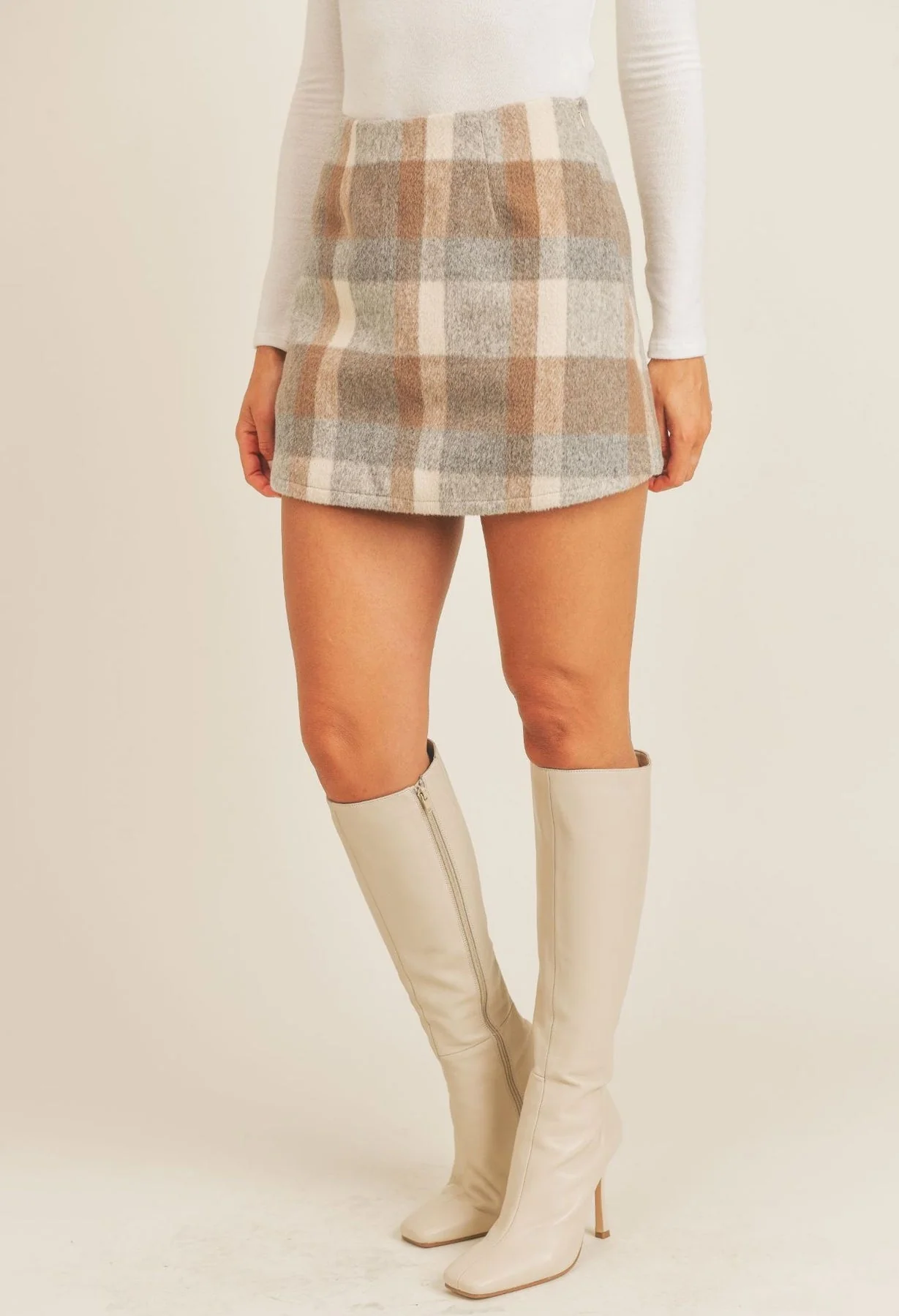 Little Town Plaid Skort in Taupe Grey - Image 3