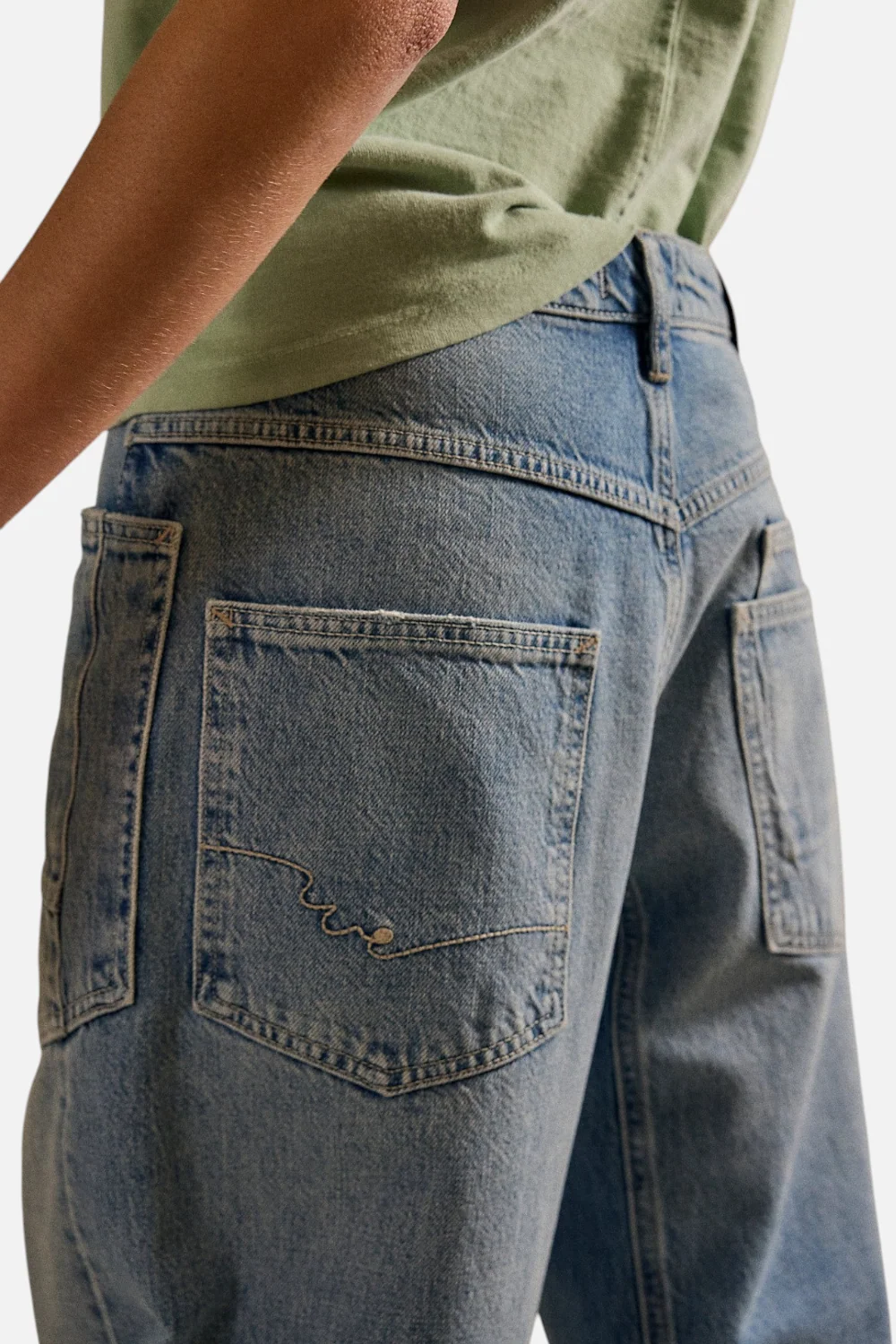 Free People Minimalist Moxie Boyfriend Barrel Jean in County Fair - Image 3