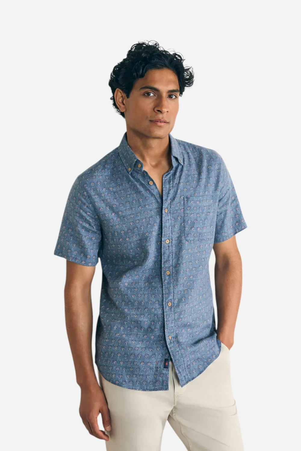 Faherty Short-Sleeve Breeze Shirt in Paradise Palm - Image 4
