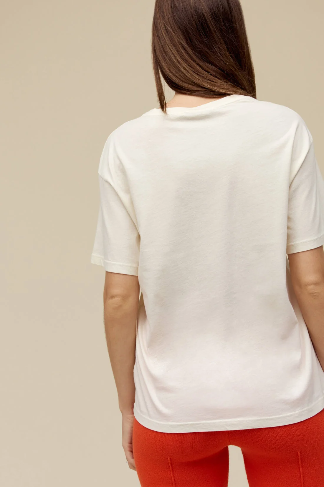 Daydreamer LA Stevie Nicks Metallic Boyfriend Tee in Stone - Image 5