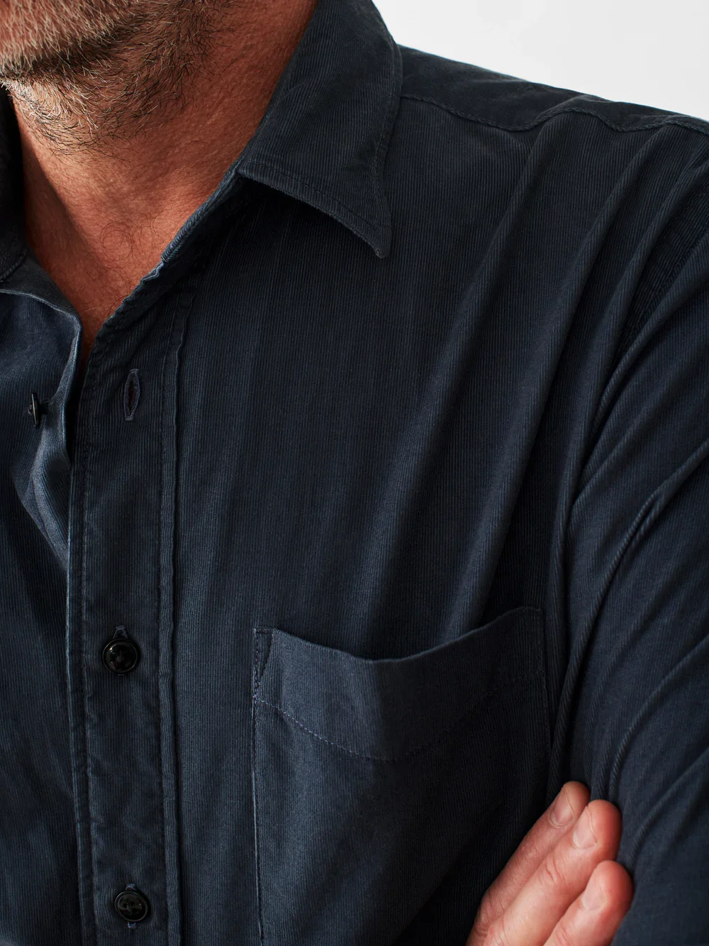 Faherty Stretch Corduroy Shirt in Navy - Image 3
