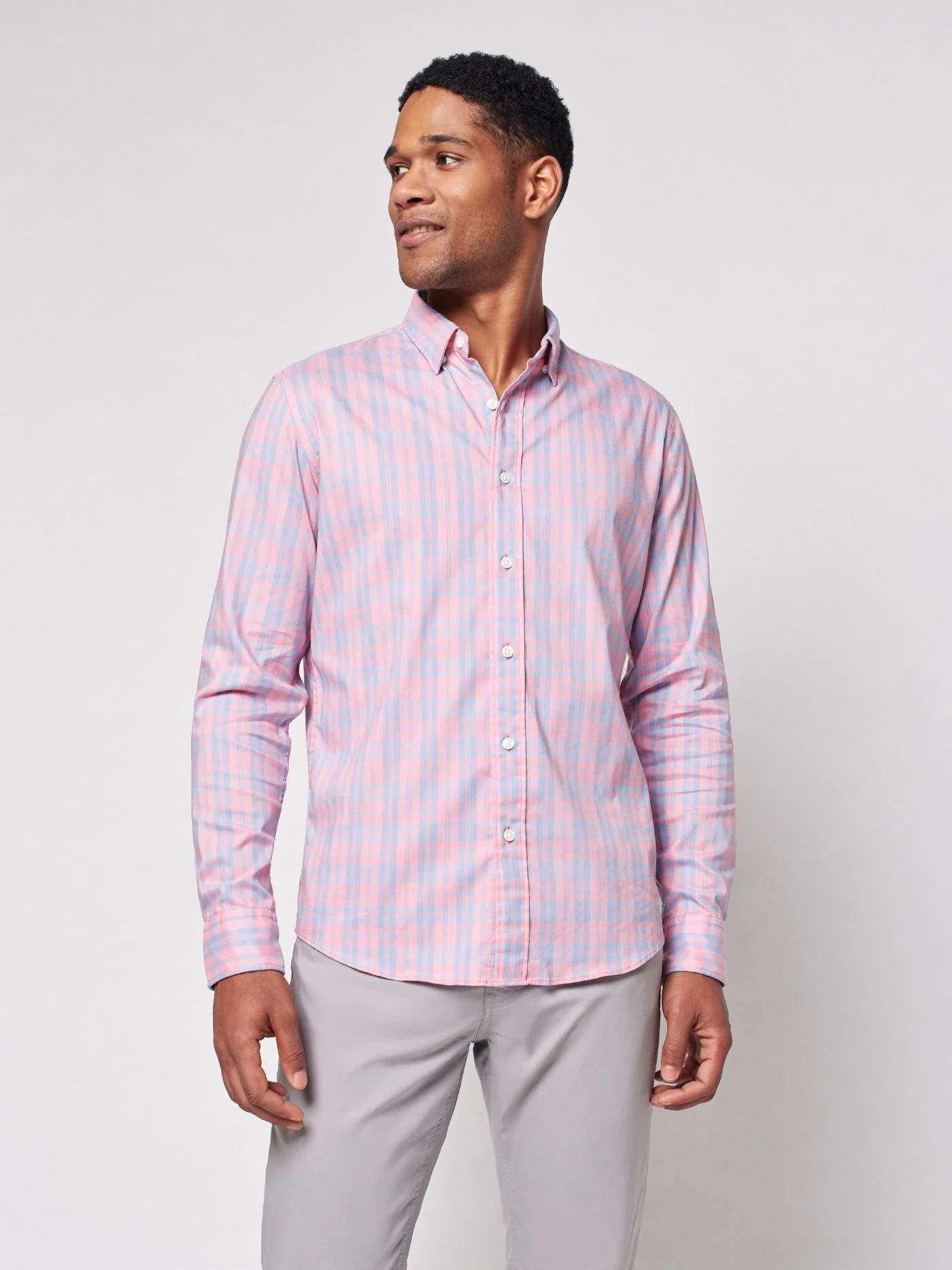 Faherty The Movement Shirt in Summer Rose Plaid - Image 5