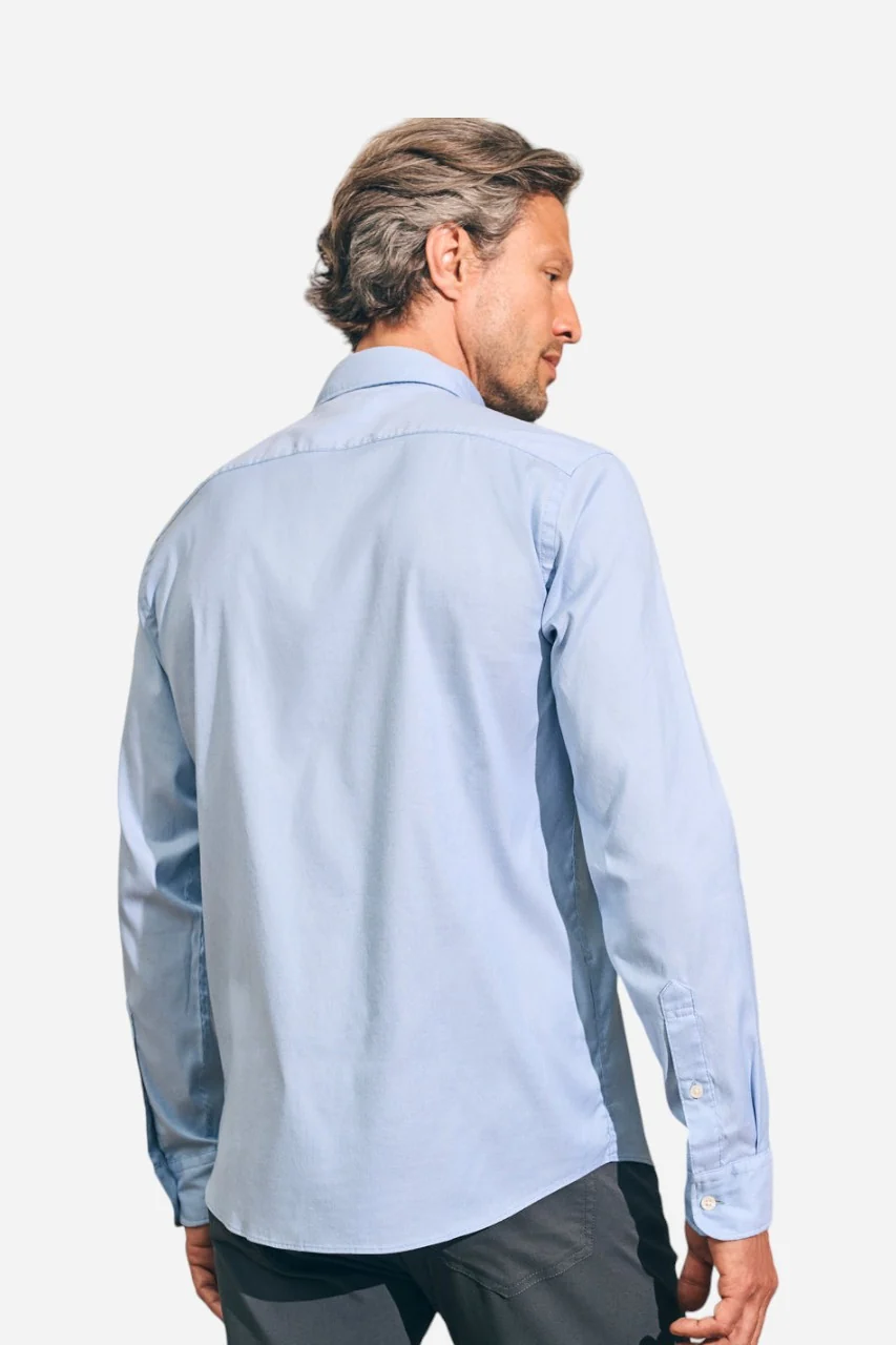 Faherty The Movement Sport Shirt in Atlantic Sky - Image 2