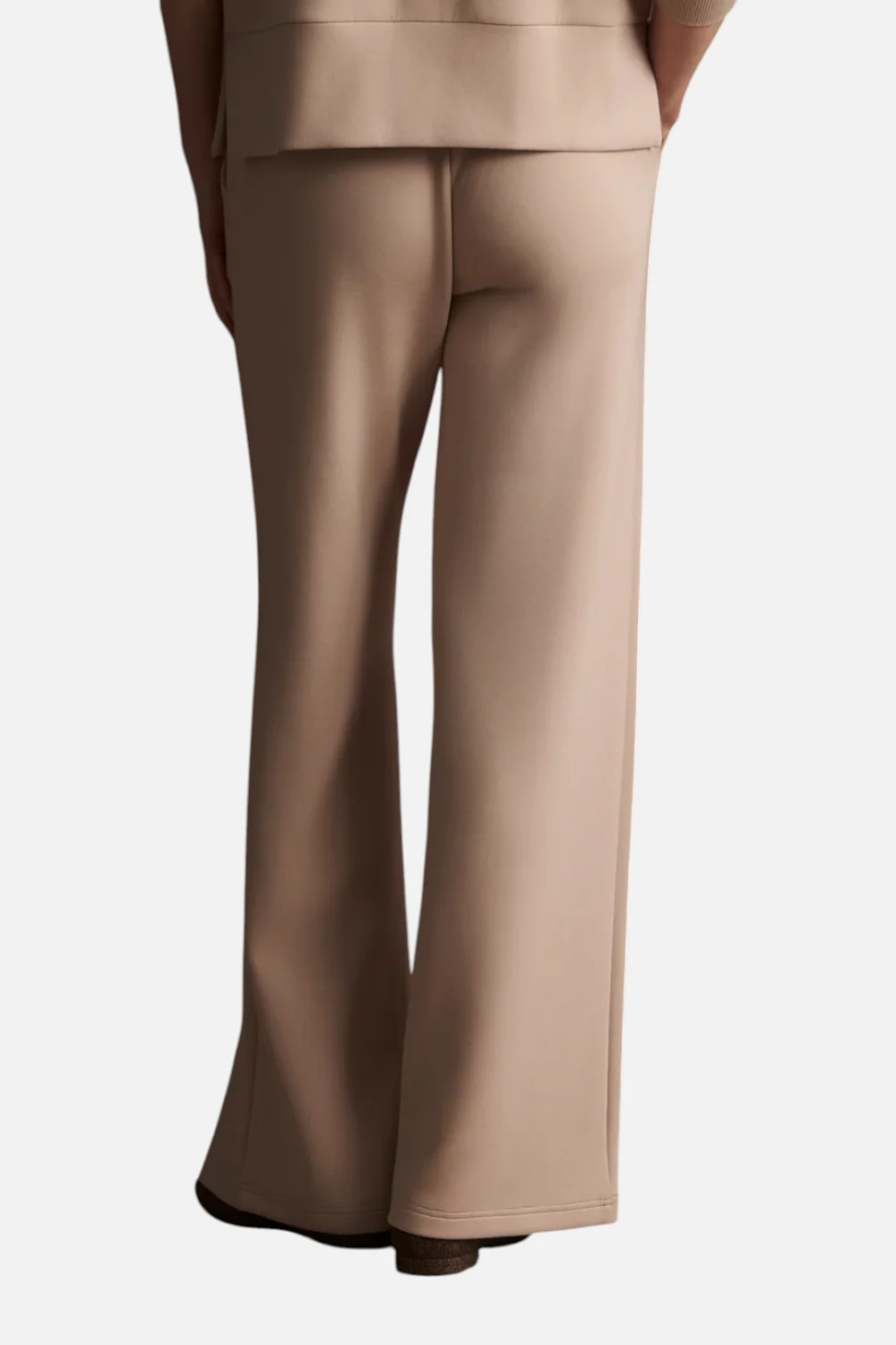 Varley Women's Wide Leg Pant 28" in Mushroom - Image 4