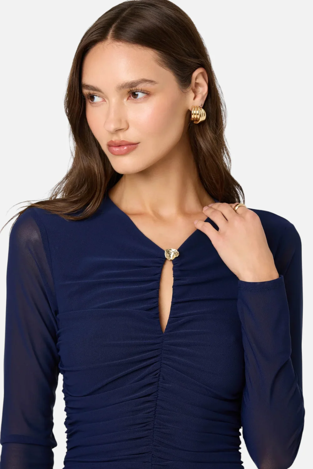 Astr the Label Yasmine Rushed Long Sleeve Dress in Navy - Image 3